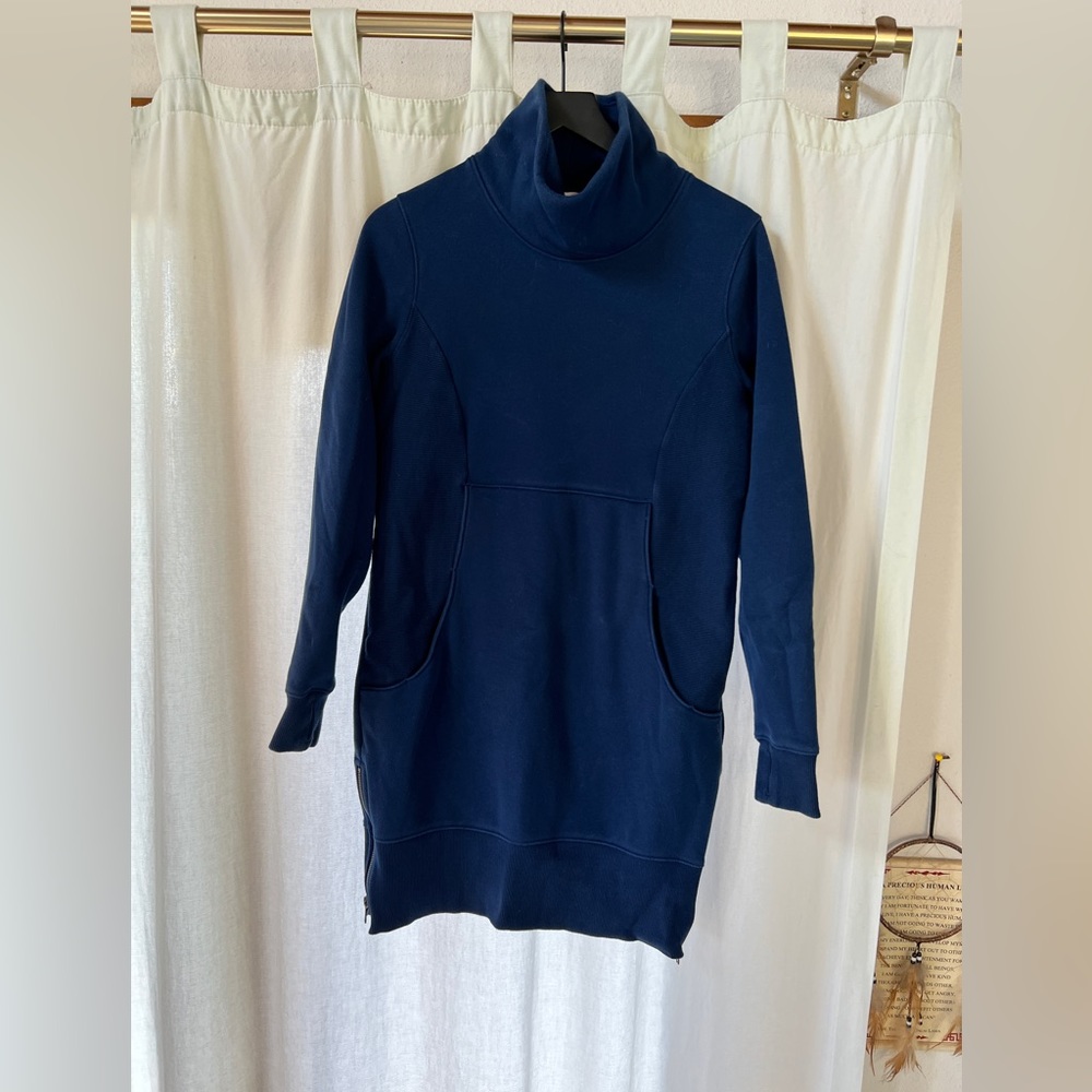 Athleta Cozy Karma Sweatshirt Dress - Medium